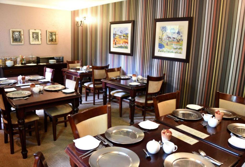 Lourie Lodge Sandton Exterior foto