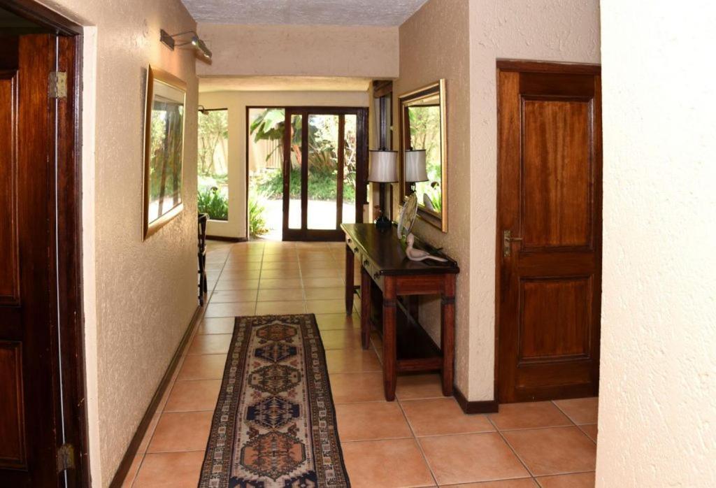 Lourie Lodge Sandton Exterior foto